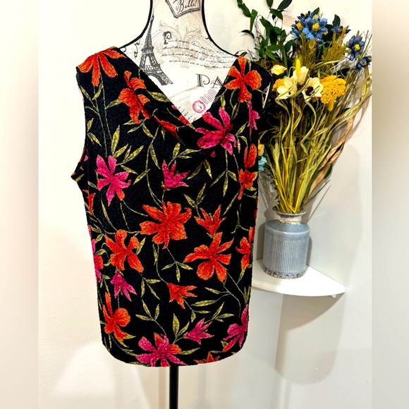 WEST END Floral Sleeveless Top - Black with Red Flowers, cowl neckline size XL - Picture 1 of 8